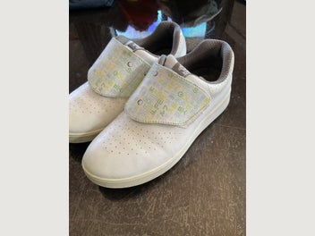 Image 1 of 7