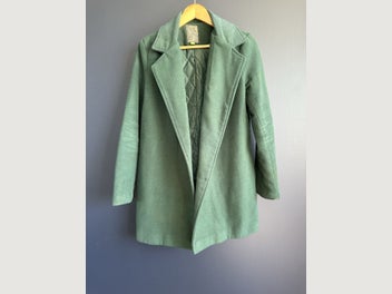 Image 1 of 7