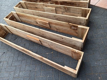 Image 1 of 7