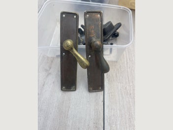 Image 1 of 1