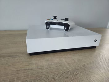Image 1 of 3