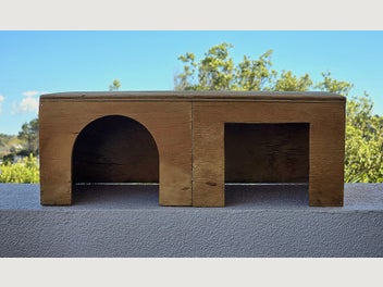 Image 1 of 4