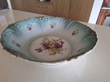 Image 1 of 6