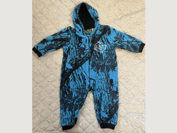 Image 1 of 6