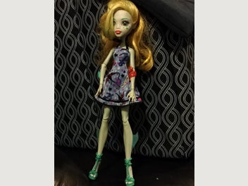 Image 1 of 4