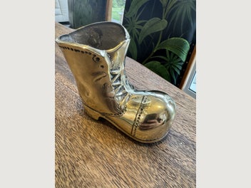 Image 1 of 7