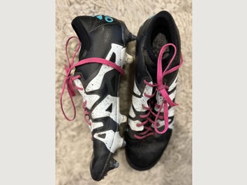 Image 1 of 6