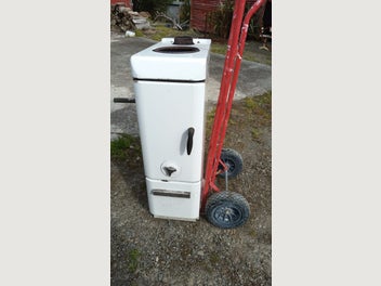 Image 1 of 5