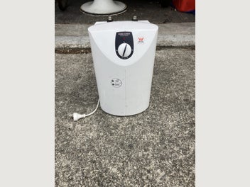 Image 1 of 3