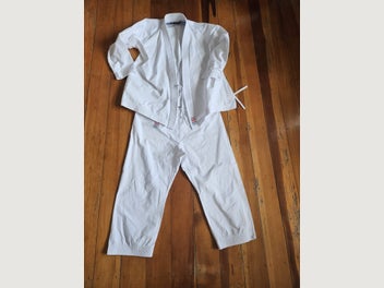 Image 1 of 7
