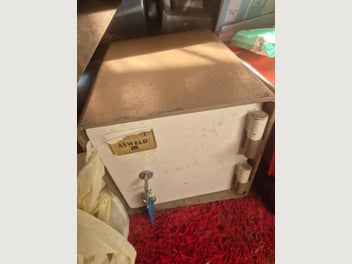 Image 1 of 3