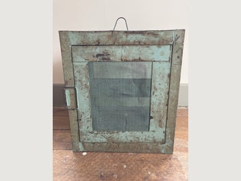 Image 1 of 7