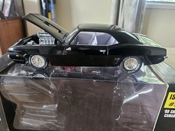 Image 1 of 8