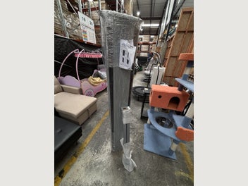 Image 1 of 7
