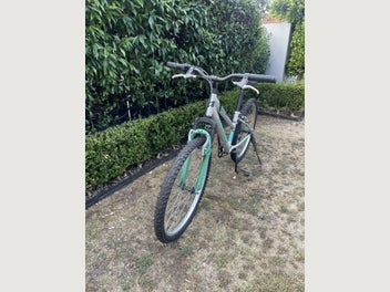 Image 1 of 6