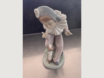 Image 1 of 6