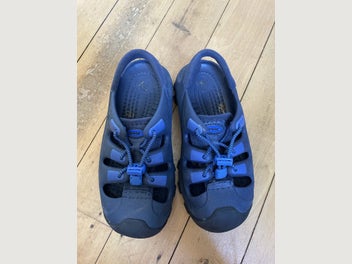 Image 1 of 7