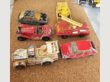 Image 1 of 3