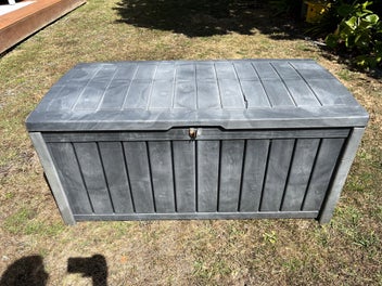 Image 1 of 4