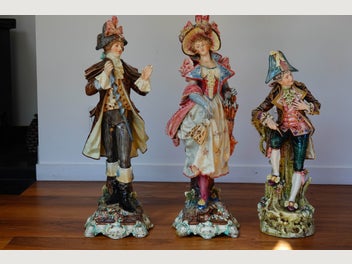 Image 1 of 8