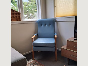 Image 1 of 5