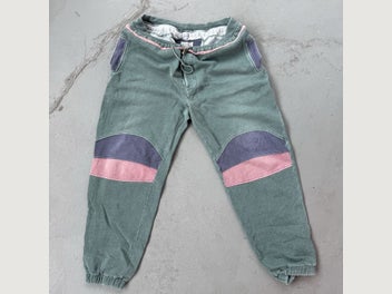 Image 1 of 5