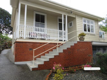 Image 1 of 10