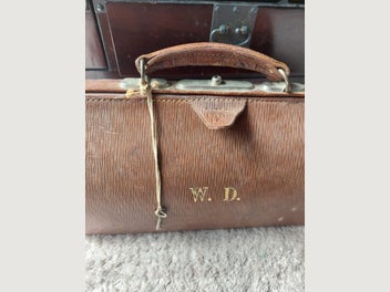 Image 1 of 8
