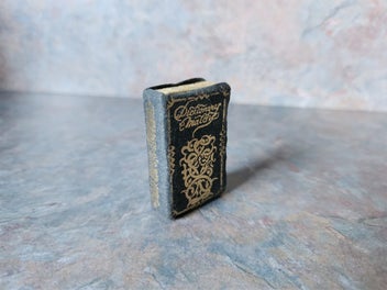 Image 1 of 7