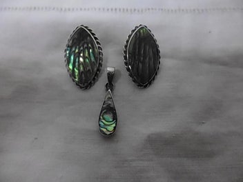 Image 1 of 7