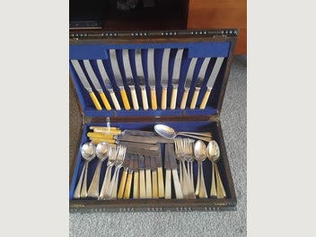 Image 1 of 6