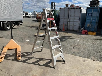 Image 1 of 6