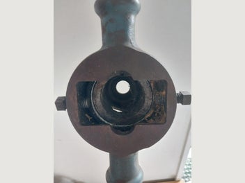 Image 1 of 7