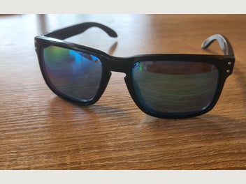 Image 1 of 5