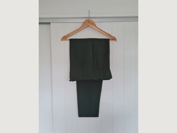 Image 1 of 5