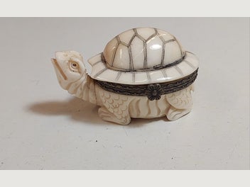Image 1 of 7