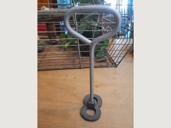 Image 1 of 2