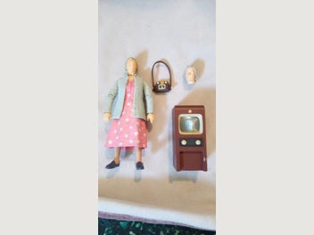 Image 1 of 2