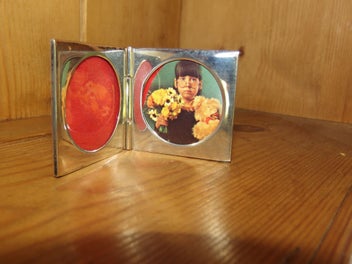 Image 1 of 2