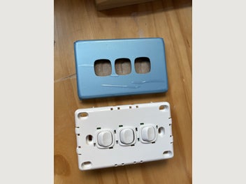 Image 1 of 3