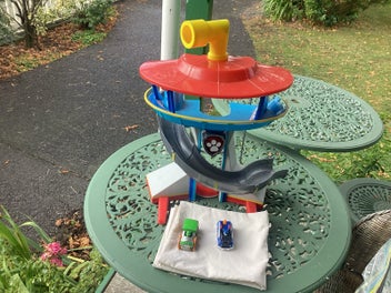 Image 1 of 8