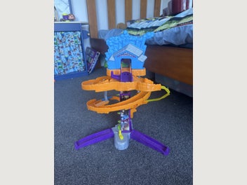 Image 1 of 2