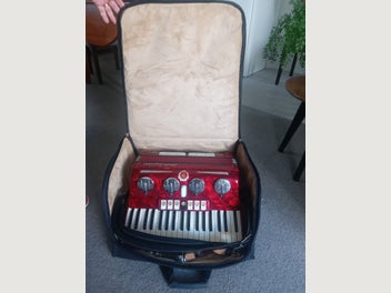 Image 1 of 4