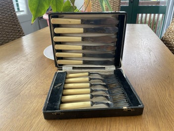 Image 1 of 5