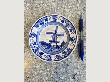 Image 1 of 2