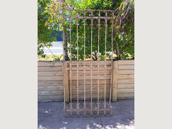 Image 1 of 6