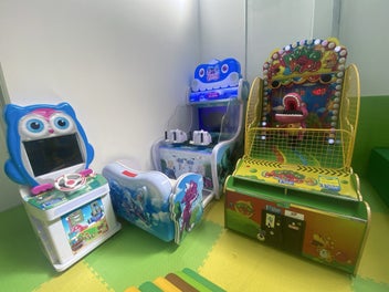 Image 1 of 9