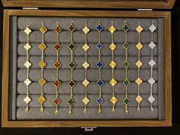 Image 1 of 7