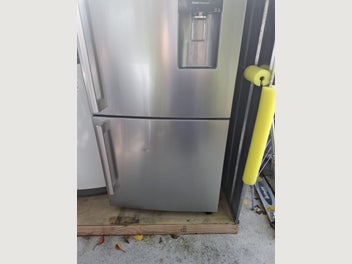 Image 1 of 20