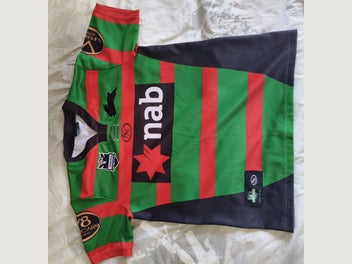 Image 1 of 3